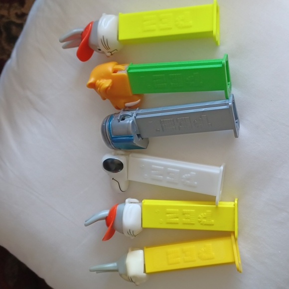 PEZ Candy Dispenser Assorted Bugs Bunny (3), Star wars, snoopy, ice age 6 total - Picture 3 of 3